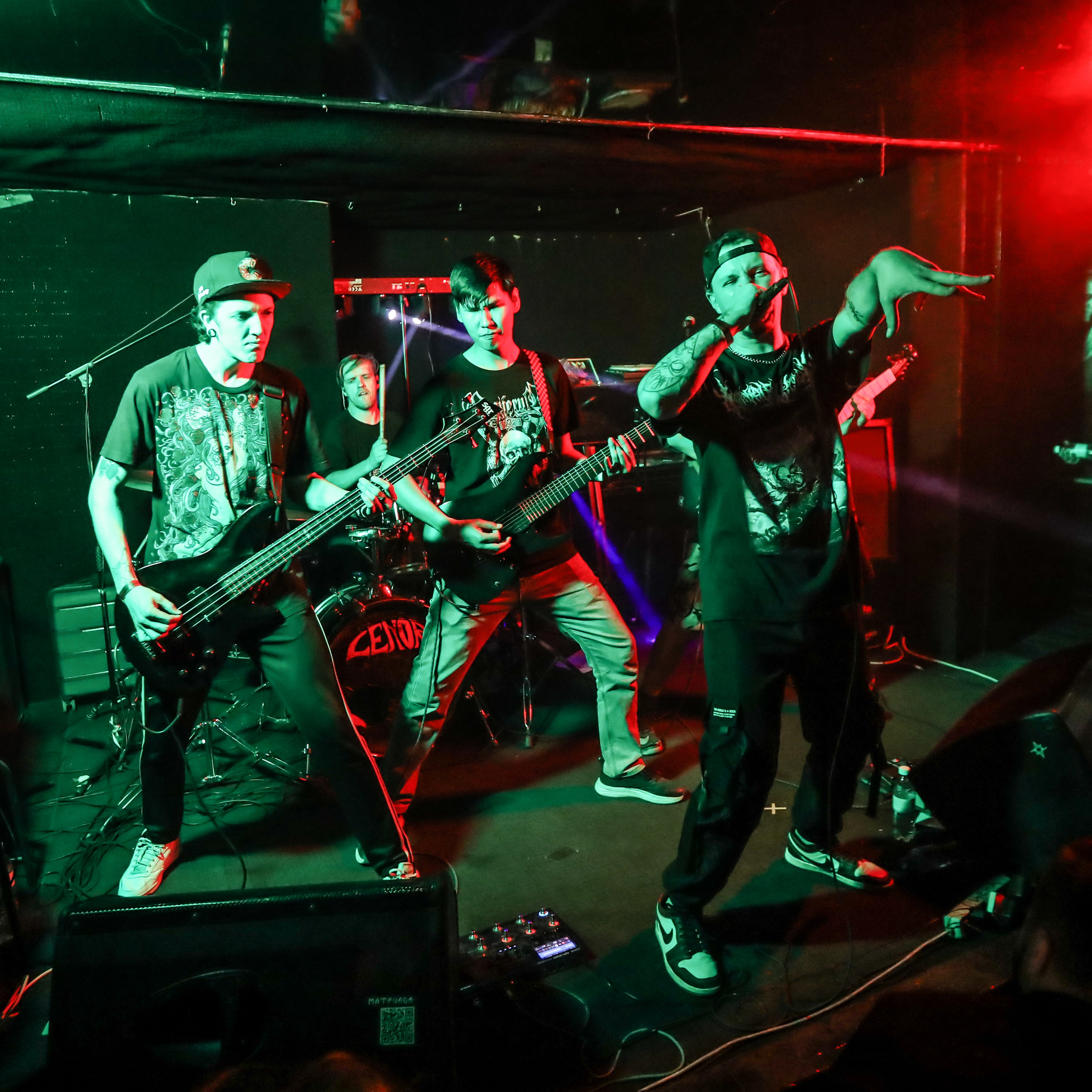 Lenore Pub (9)